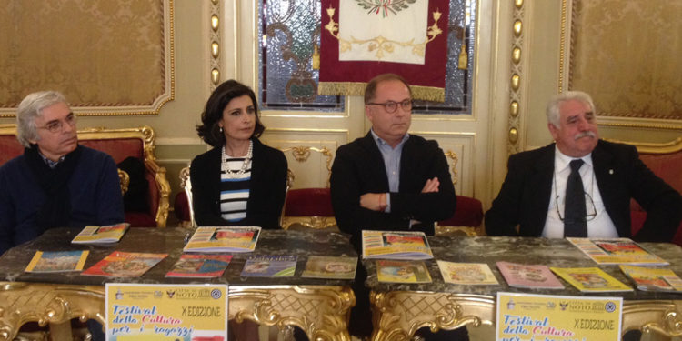 Noto, presentata la X edizione di Volalibro. Bonfanti: “eccezionale occasione di formazione per i ragazzi”