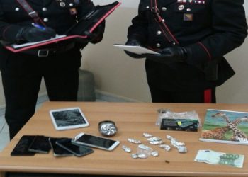 Priolo Gargallo, sorpreso con marijuana destinata allo spaccio: arrestato un minorenne