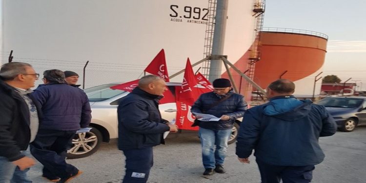 Priolo Gargallo, presidio autotrasportatori a Isab Sud per il rinnovo dei contratti