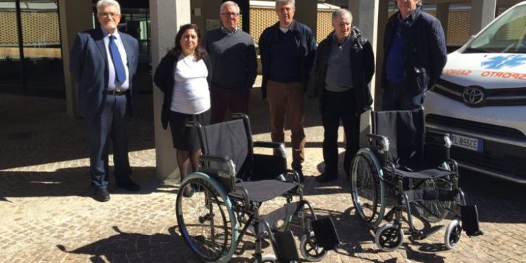 Siracusa. L’Avis consegna due sedie a Rotelle al Museo Archeologico Paolo Orsi e al Parco Archeologico della Neapolis