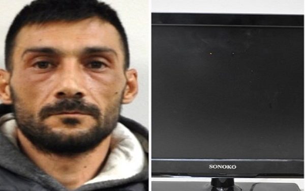 Lentini. Ruba in due abitazioni: sorpreso dalla Polizia con la refurtiva, arrestato