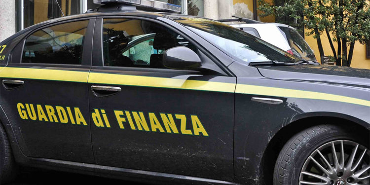 Sistema Siracusa, trovati documenti sotterrati in un terreno di viale Epipoli