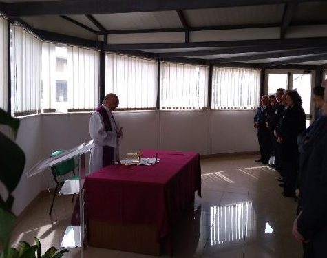Siracusa, celebrato questa mattina il precetto pasquale in Questura