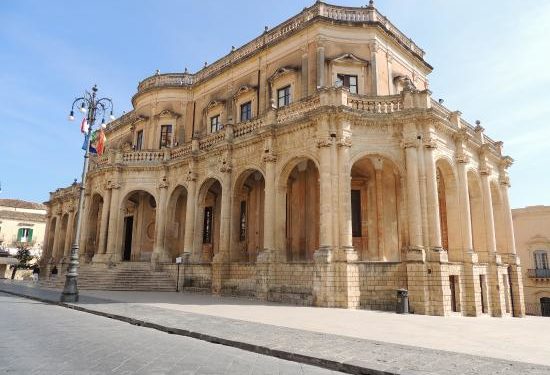 Noto, appalto pulizia dei locali comunali. Caristia “rispettate tutte le disposizioni legislative”