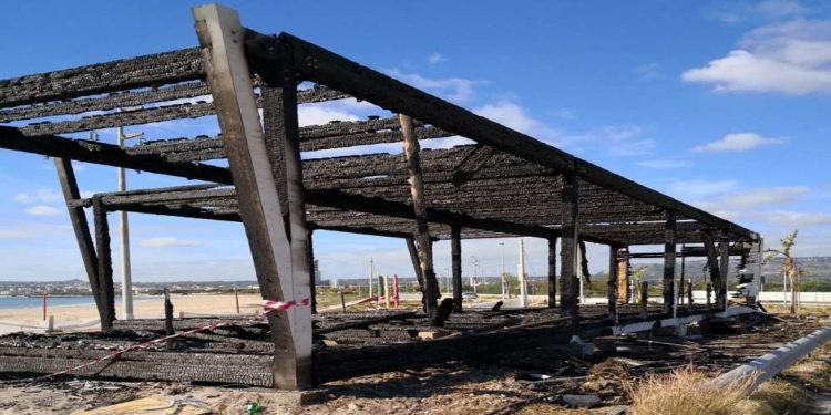 Priolo, incendio allo stabilimento balneare B64: Cna a sostegno dell’imprenditore