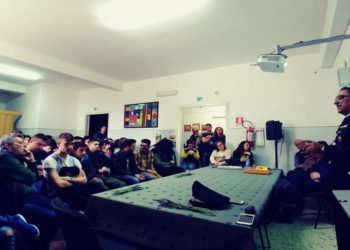 Rosolini e Noto, i Carabinieri incontrano gli studenti per trattare il fenomeno della dipendenza dagli stupefacenti
