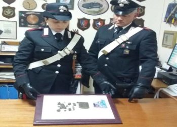 Belvedere, nascondeva tra gli indumenti intimi oltre 100 grammi di hashish: arrestato un giovane