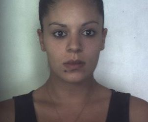 Siracusa. Tenta di rubare pezzi di parmigiano da un supermercato, arrestata dai militari dell’Arma