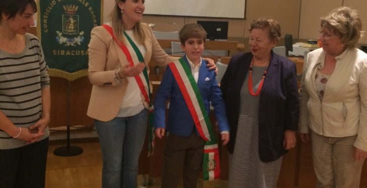 Siracusa. Il Consiglio comunale dei ragazzi ha eletto il suo “sindaco”: è Leonardo Tiralongo dell’istituto comprensivo “Raiti”   