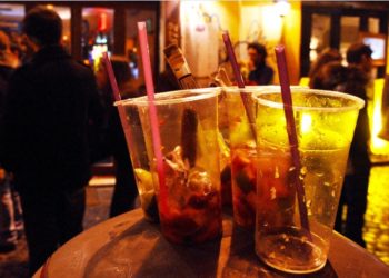 Siracusa. Musica alta e schiamazzi in Ortigia, denunciati i titolari di due disco pub