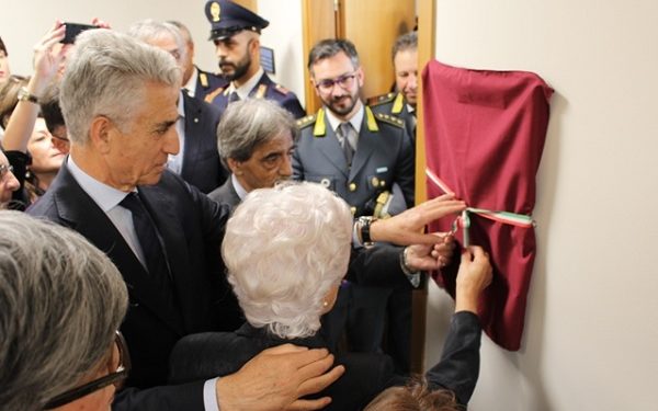 Lentini, oggi la cerimonia di intitolazione della sala riunioni del commissario alle guardie Rao e Reina