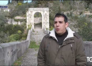 Canicattini Bagni, il liutaio Corrado Carpinteri ospite della rubrica Tg3 Persone