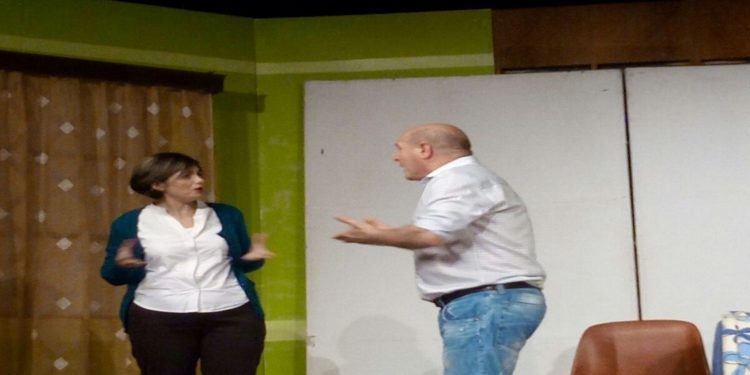 “Pompieri in tacchi a spillo” a Canicattini Bagni, in scena domenica la commedia de “Il Sipario”