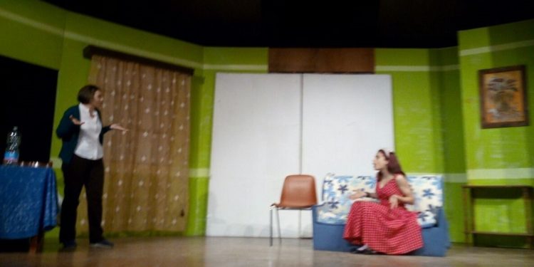 “Pompieri in tacchi a spillo” a Canicattini Bagni, in scena domenica la commedia de “Il Sipario”