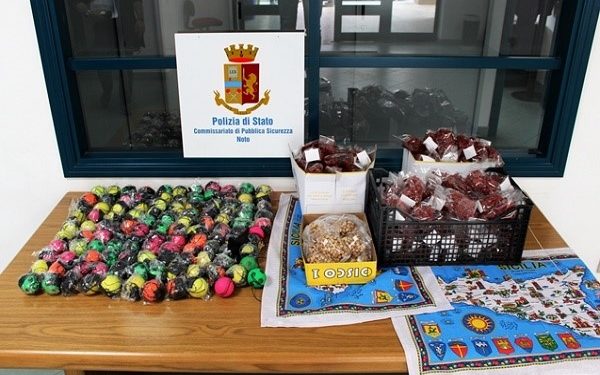 Noto, ambulante vendeva oggetti senza licenza: elevata una sanzione di 11.500 euro