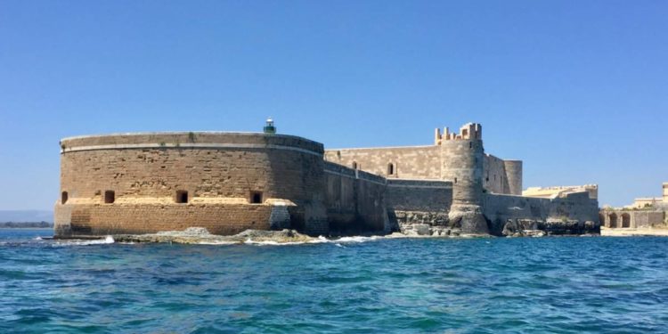Siracusa. “La Nuit des Musée”, sabato apertura gratuita e serale del Castello Maniace