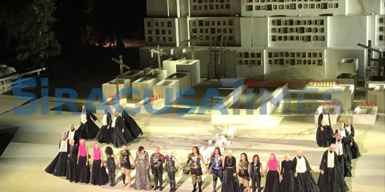 54° Festival al Teatro Greco di Siracusa buona la prima con Eracle di Euripide