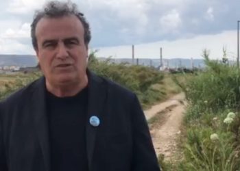 Industrie e sostenibilità a Siracusa, Fabio Granata: “Riconversione green vuol dire sviluppo compatibile con dignità e lavoro”