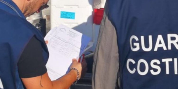 Siracusa, sequestrato 10 chili di tonno rosso privo di tracciabilità