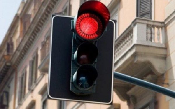 Siracusa. Semafori intelligenti, Sorbello e Vinci: “nessun miglioramento al traffico cittadino”