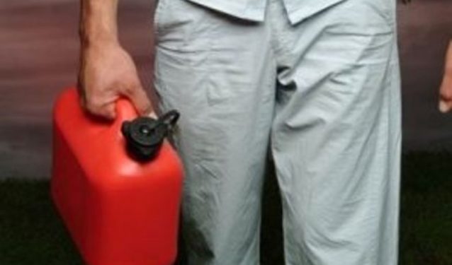 Siracusa, minaccia di dar fuoco allo studio legale: denunciato un 58enne