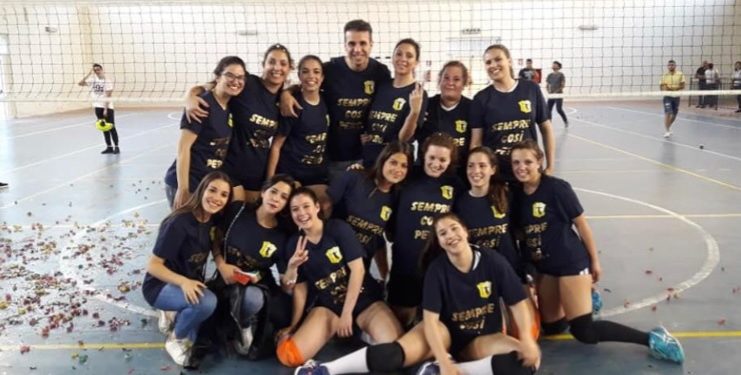 Volley, la Virtus Floridia festeggia la doppia promozione in serie D
