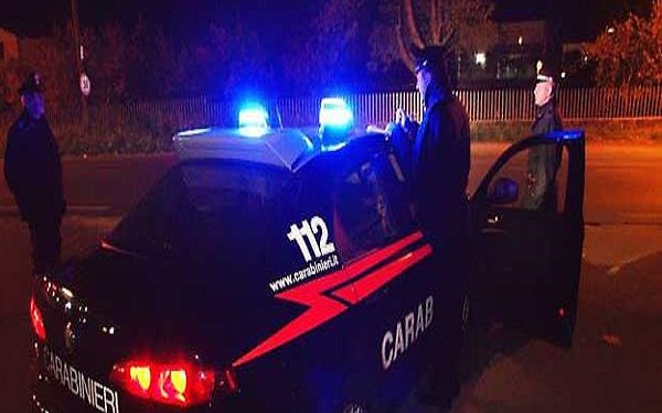 Pachino, forza un posto di blocco dei Carabinieri: arrestato dopo inseguimento