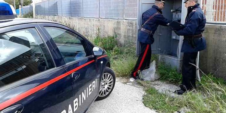 Siracusa, manomette il contatore per rubare energia elettrica: arrestato un 67enne