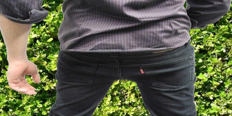 Siracusa, atti osceni davanti a tre minorenni: arrestato un 33enne