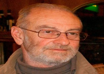 Siracusa, istituto “Luigi Einaudi”: una scultura e una sala conferenza dedicate al preside Portoghese