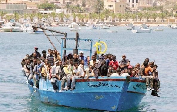 Noto, sbarcati 53 migranti sulla spiaggia di Calamosche: 14 sono bambini