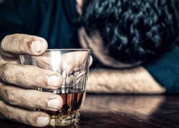 Pachino. Evade dai domiciliari per ubriacarsi al bar: arrestato dalla Polizia