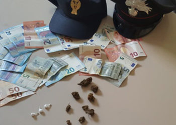Lentini, droga in casa: 24enne arrestato per detenzione ai fini di spaccio