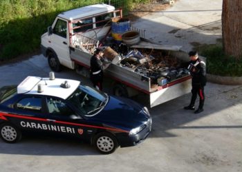 Siracusa, Due fratelli rubano del materiale ferroso e aggrediscono una testimone: arrestati