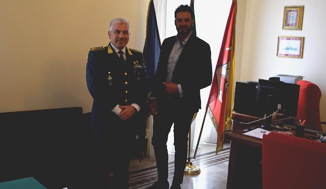 Siracusa, il sindaco Italia incontra il comandante Spampinato: prosegue l’intesa con la Gauardia di Finanza nella lotta all’evasione tributaria