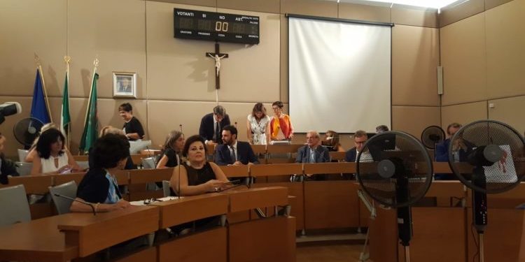 Siracusa, prima seduta del nuovo Consiglio Comunale: Pippo Ansaldi dichiarato ineleggibile