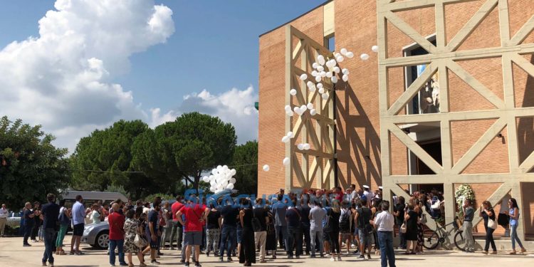 Siracusa. Oggi l’addio al piccolo Lorenzo, morto in Scozia