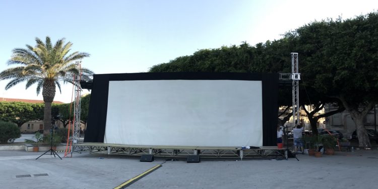 Siracusa. Ritorna l’atteso appuntamento con il “Cinema in Piazza”