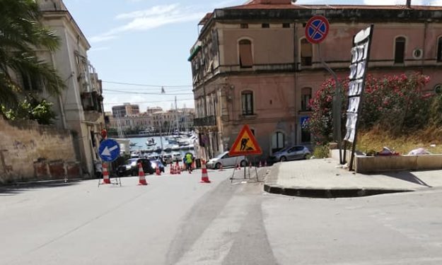 Siracusa. Segnaletica orizzontale, terminati i lavori in via Arsenale