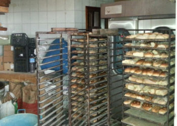 Pachino, servizi della Polizia per il contrasto alla vendita abusiva di pane: sanzioni per circa 10.000€