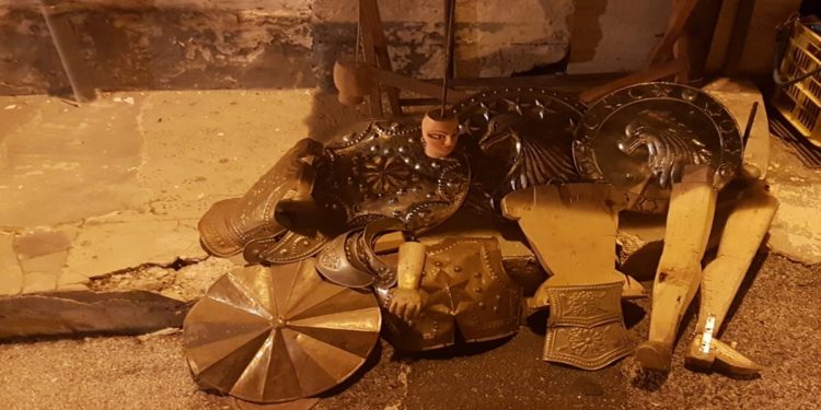 Canicattini Bagni. XXXIII Palio San Michele: sfilate, corse con gli asini e museo sotto le stelle