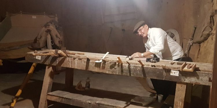 Canicattini Bagni. XXXIII Palio San Michele: sfilate, corse con gli asini e museo sotto le stelle