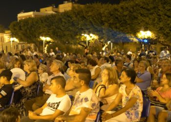 Siracusa, boom di presenze per la prima del Cinema in Piazza