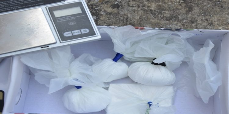 Siracusa. Nascondeva in casa 44 grammi di cocaina e 5 bilancini: in manette un 52enne