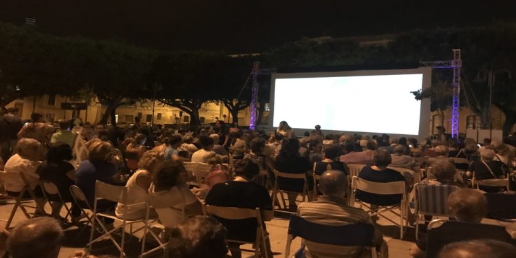 Siracusa. Questa sera secondo appuntamento con il Cinema in Piazza”