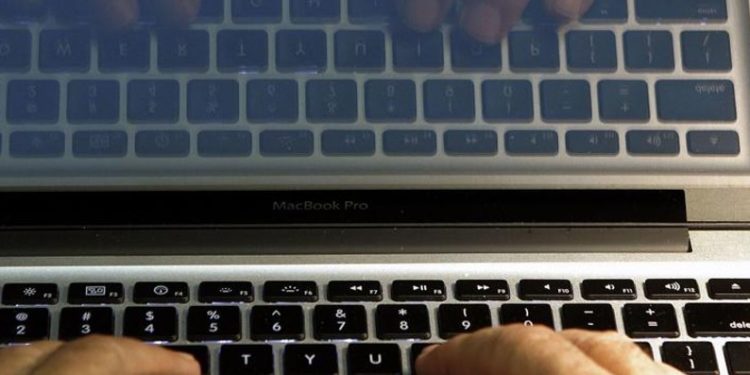 Siracusa. Furto di computer ad una struttura ricettiva: denunciata una donna