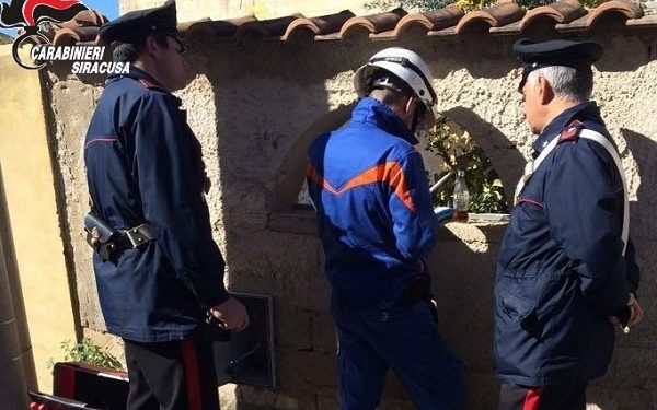 Cassibile. Furto di energia elettrica, in manette due uomini