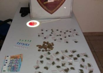 Siracusa. Trovato con 56 grammi di droga in via Algeri: arrestato spacciatore