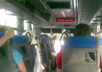 Noto. Trasportavano turisti in autobus senza licenza: due denunciati
