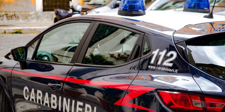 Siracusa, evasione e danneggiamento fraudolento di beni assicurati: arrestato un 47enne